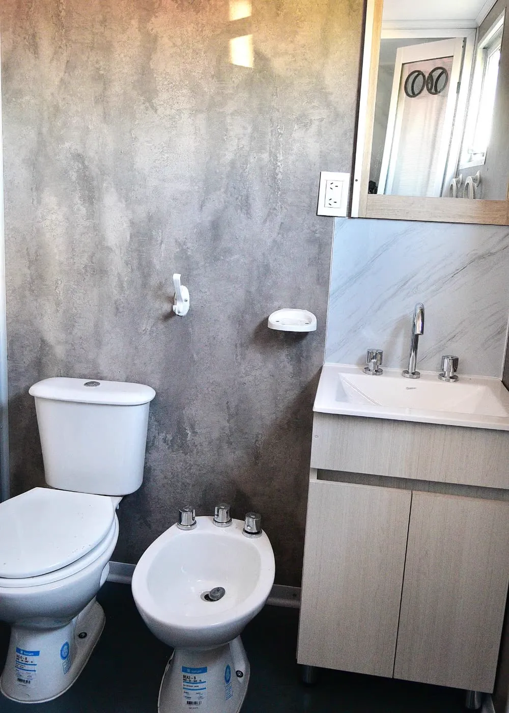 Baño completo con ducha